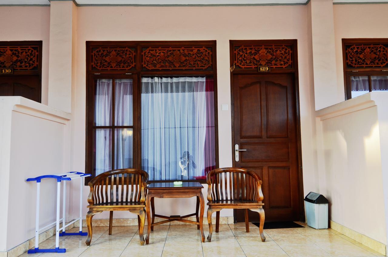 Pesona Beach Inn Kuta  Exterior photo